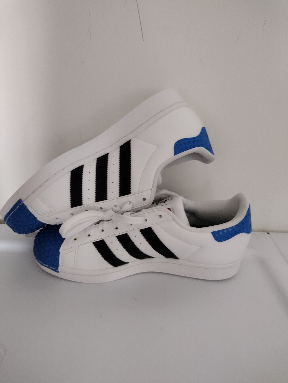 Adidas Superstar J x Lego sneakers - Picture 5 of 9